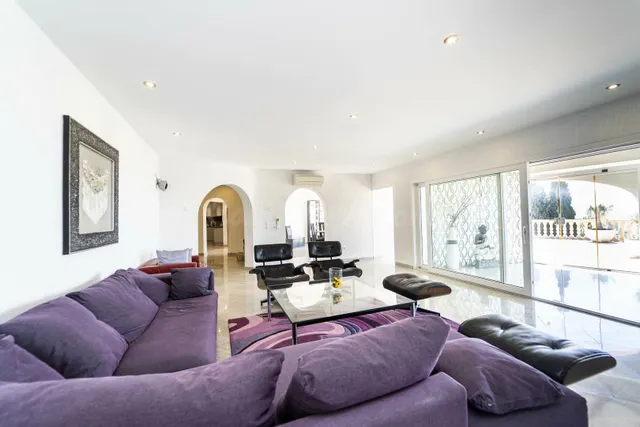 Villa 6 habitaciones 2600m² en venta - Cometa-Carrió - foto 2