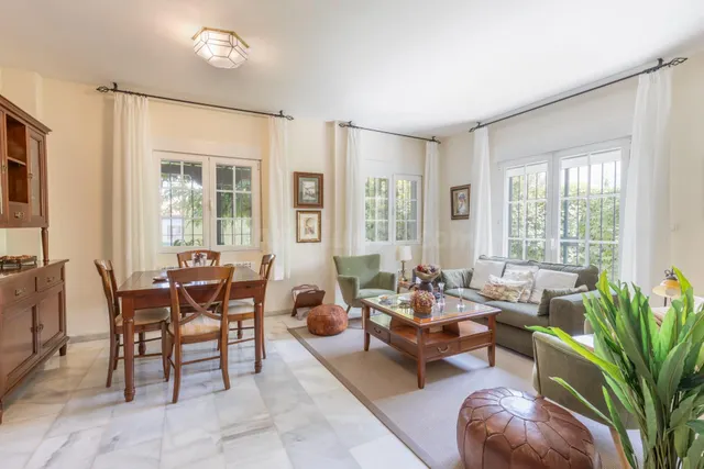 Chalet pareado con piscina, jardín y bonitas vistas a Granada en La Zubia — 5