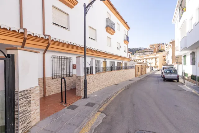 Piso de 2 dormitorios con vistas a la montaña en Güéjar Sierra – Granada — 38