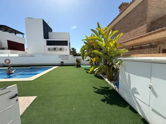 Apartamento 3 habitaciones en venta - Torre de la Horadada — 28