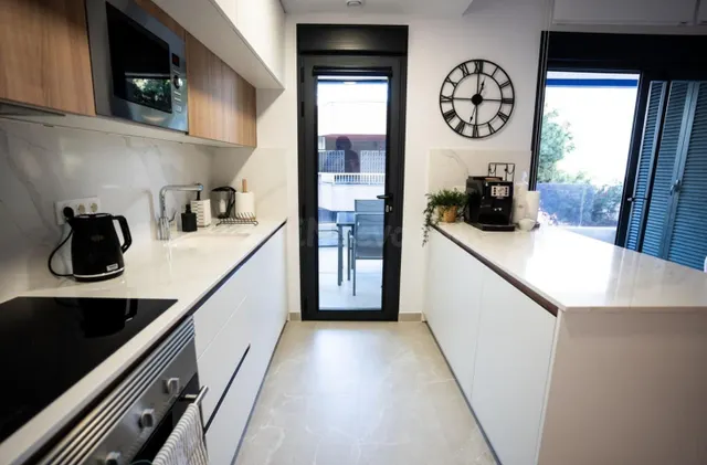 Luxury Apartment – Prime Location Near Playa del Cura - foto 5