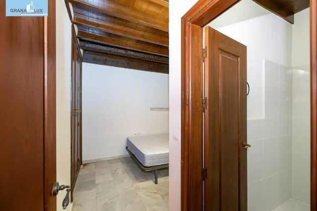 Barrio del Realejo. Precioso apartamento de un dormitorio y un baño junto al Campo del Príncipe. — 10
