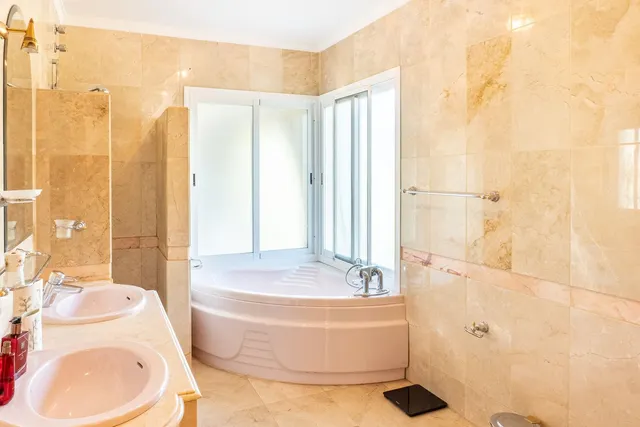 Chalet 5 habitaciones 539m² en venta - Costa Del Sol — 42