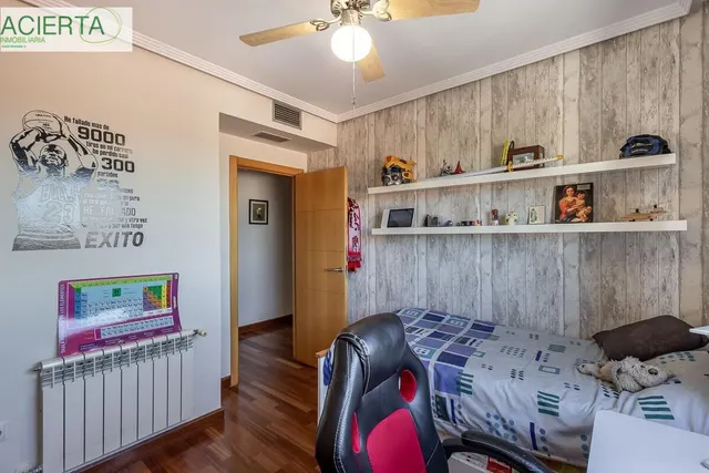 EXCLUSIVO PISO EN ARABIAL — 21