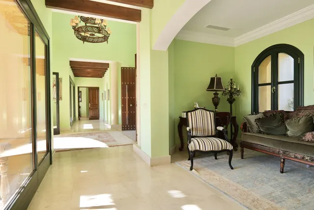 Chalet 6 habitaciones 980m² en venta - Costa del Sol — 24