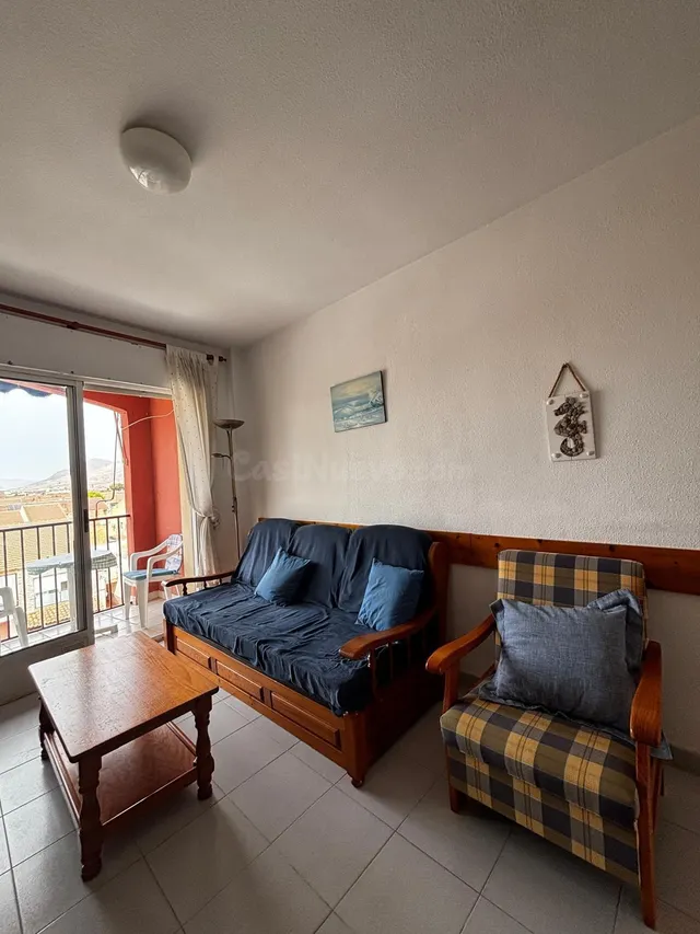 Apartamento con terraza a 300m de la playa de la isla de septiembre a junio — 13