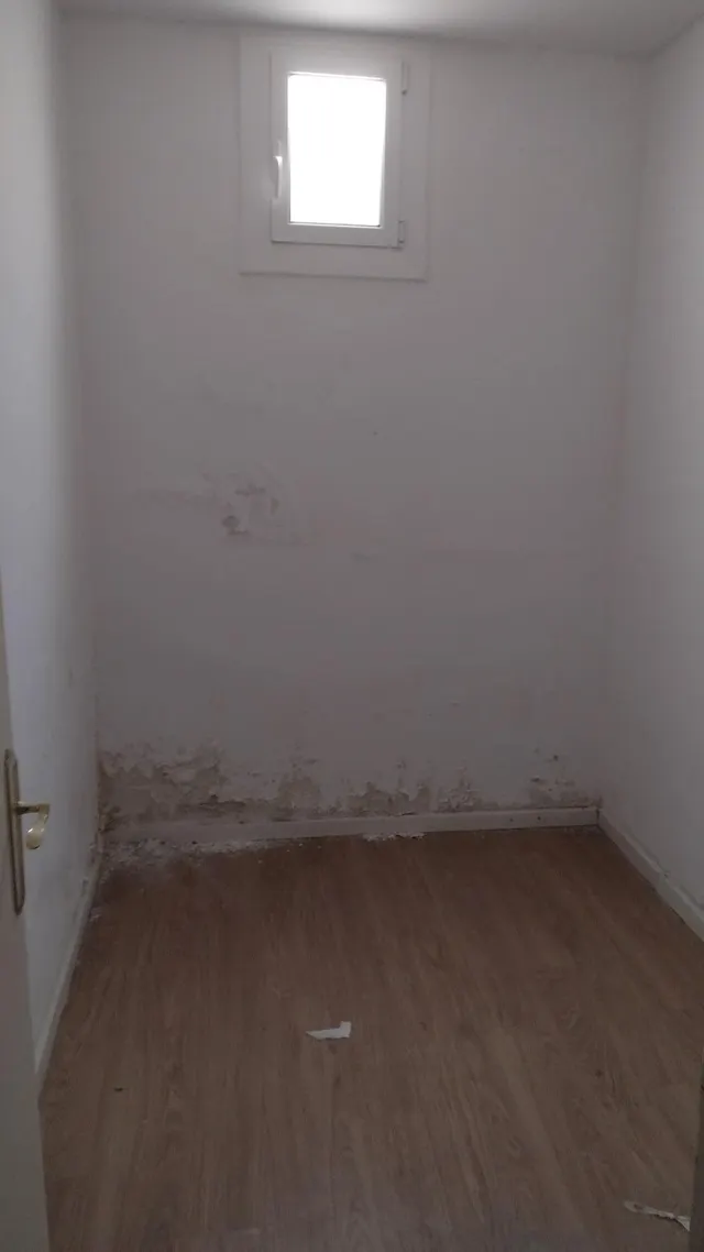 Piso planta -1 Sotano en Calle Natzaret, Barcelona — 35