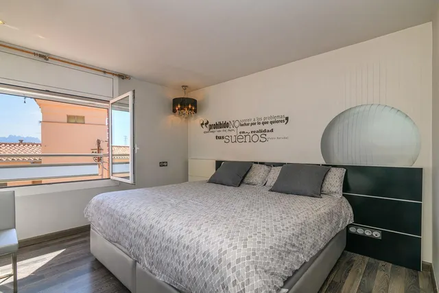 Exclusividad y diseño: 2º piso con ascensor, parking y suite de lujo — 26