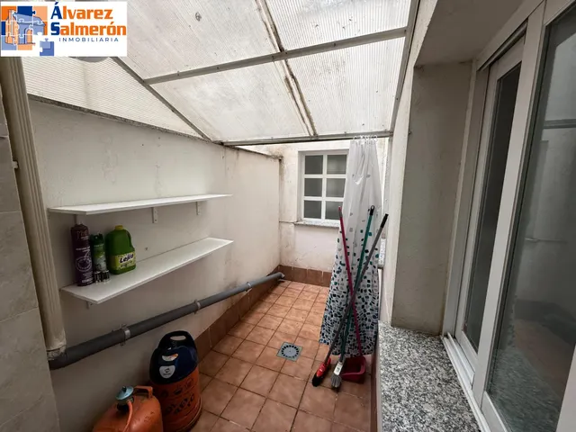 Piso amueblado con piscina, terraza y cochera en Las Gabias · 700 € — 11