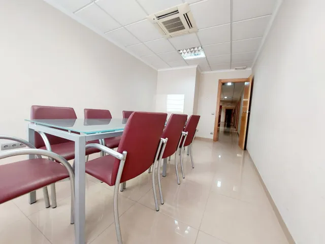 OFICINA -AV. LA RÀPITA- — 11