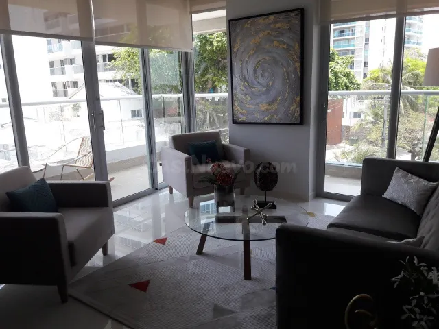 SE VENDE APARTAMENTO EN LA ZONA DE CIELO MAR - foto 5