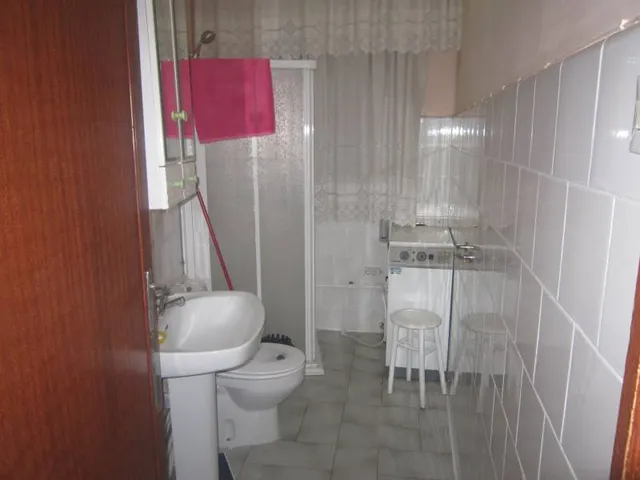 SE VENDE CASA EN EL CENTRO DE VALENCIA DE DON JUAN — 11
