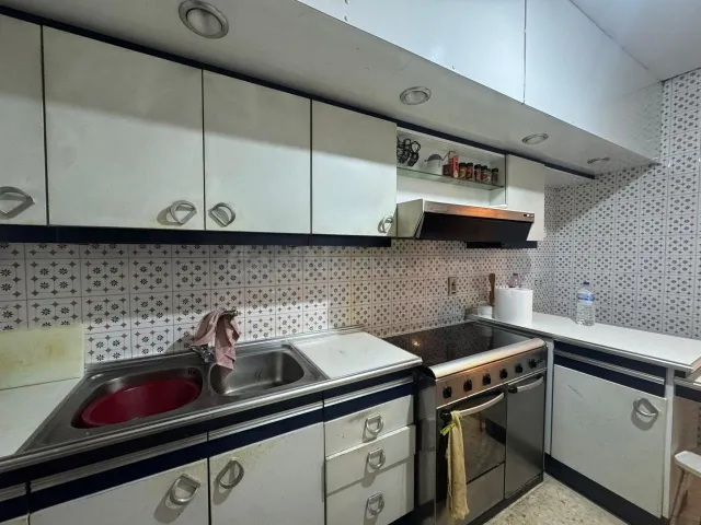 OPORTUNIDAD! SE VENDE PISO EN CALLE EMILIO PARDO BAZAN - foto 5