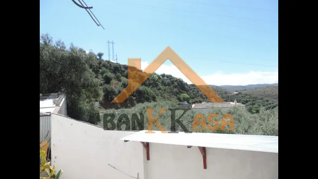 SE VENDE PISO BAJO EN ALCOLEA ZONA LA HERMITA — 22