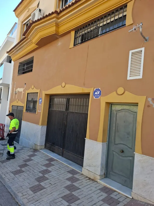 Se vende local comercial con posibilidad de cambio de uso. — 12