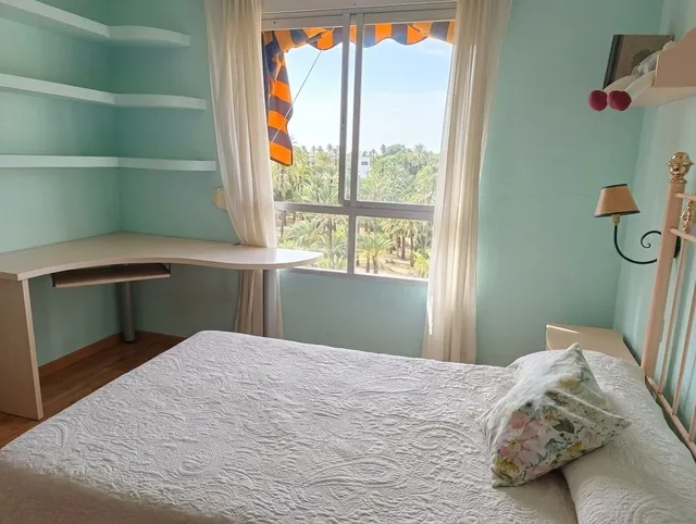 Gamarra Iturregui Consultores Inmobiliarios pone a su disposición este espacioso y luminoso piso con 3 habitaciones, 1 baño, cocina independiente, salón comedor, trastero, ascensor y garaje — 9