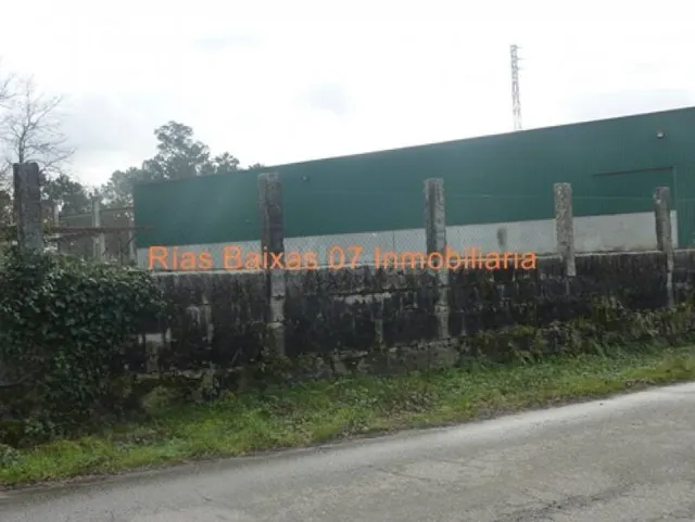 REF 1995 NAVE 1800 M2 CON PUENTE GRUA Y 15000m2 TERRENO - foto 3