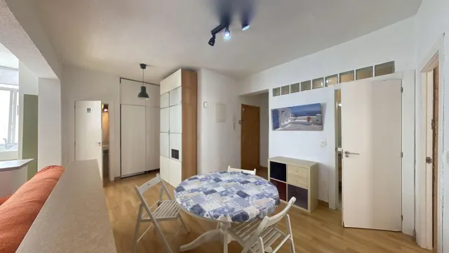 Piso de 3 dormitorios en alquiler -  barrio san antón — 30