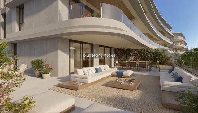 Venta de piso con tres dormitorios en El Chaparral, Mijas Co - foto 2