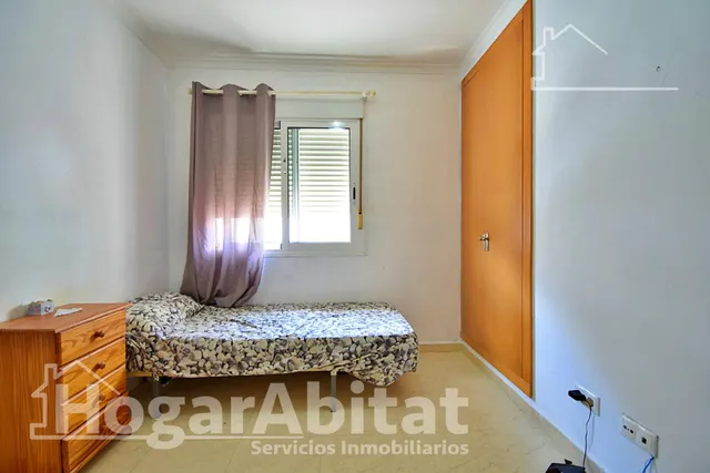 Seminuevo en denia, luminoso y espacioso con balcón y ascensor — 15