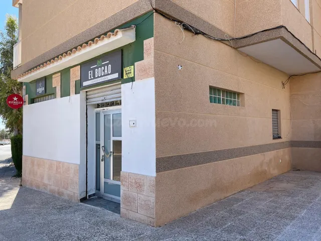LOCAL COMERCIAL (OPORTUNIDAD DE INVERSIÓN CERCA DEL MAR EN U