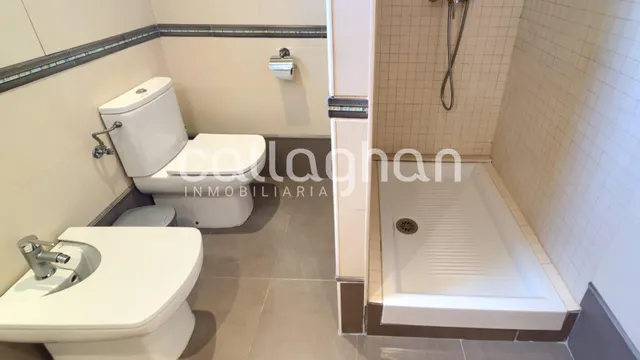 Impresionante chalet en Colinas de Venta Cabrera — 43