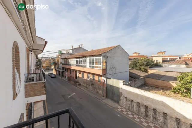 Casa en esquina en venta en Las Gabias — 43