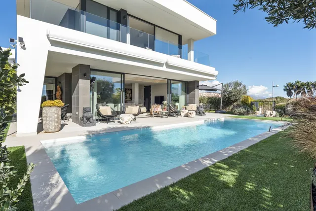 Chalet 3 habitaciones 181m² en venta - Costa del Sol — 2