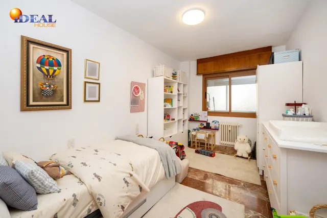 Piso y cochera en venta junto Acera de Darro. — 33
