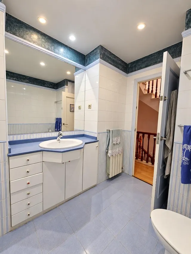 Casa con jardín y piscina en Premià de Dalt — 37