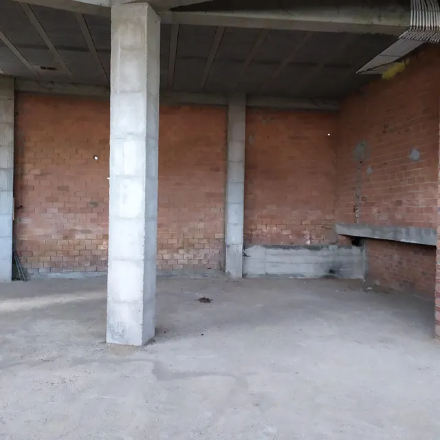 SE VENDE LOCAL COMERCIAL EN SILLEDA — 5