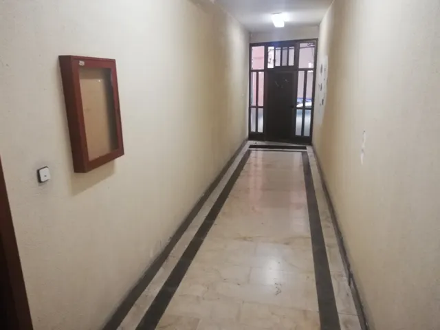 ¡¡solo inversores!!! piso con balcón junto biblioteca central de cornella — 15