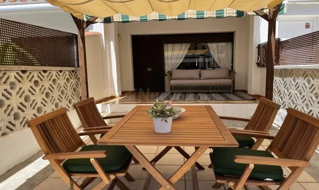 BONITA CASA EN EBRE EMPURIABRAVA