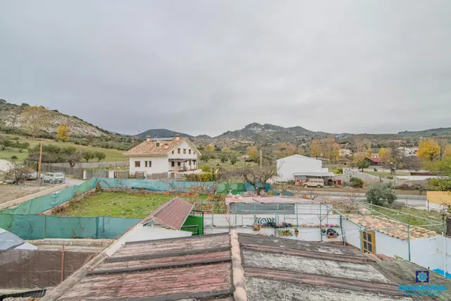 CHALET INDEPENDIENTE EN BEAS DE GRANADA — 7