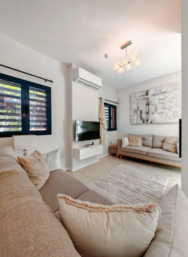 Chalet independiente reformado en pinar de los franceses | 3 dormitorios, 2 baños y piscina privada — 31