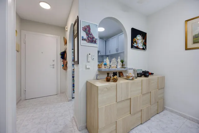 Apartamento reformado de un dormitorio en la Playa de los Locos — 10