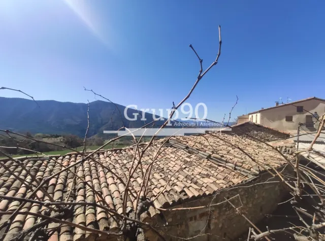 CASA DE PUEBLO EN PESSONADA — 11