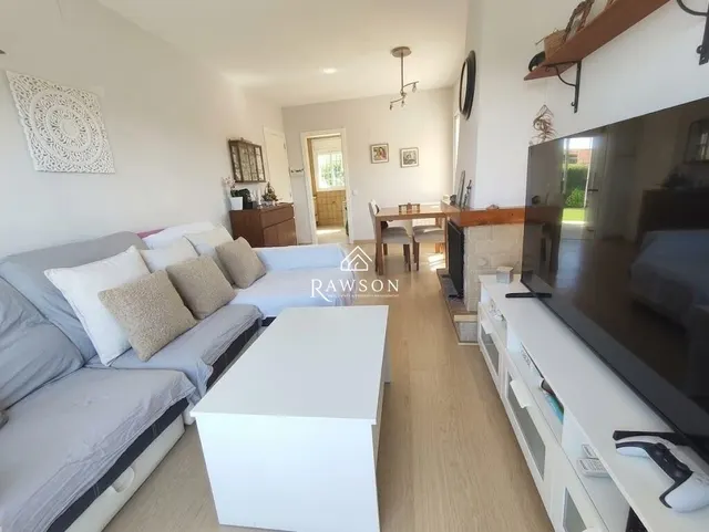 Casa independiente con gran jardín, terraza y vistas despejadas en La Clariana — 7