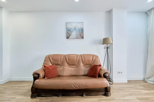 Reformada vivienda de 1 habitación con piscina — 11
