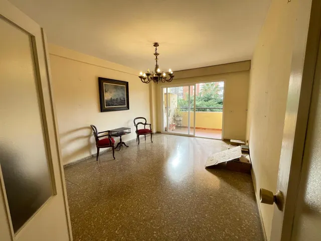 Piso junto a la Plaza de Toros. — 7