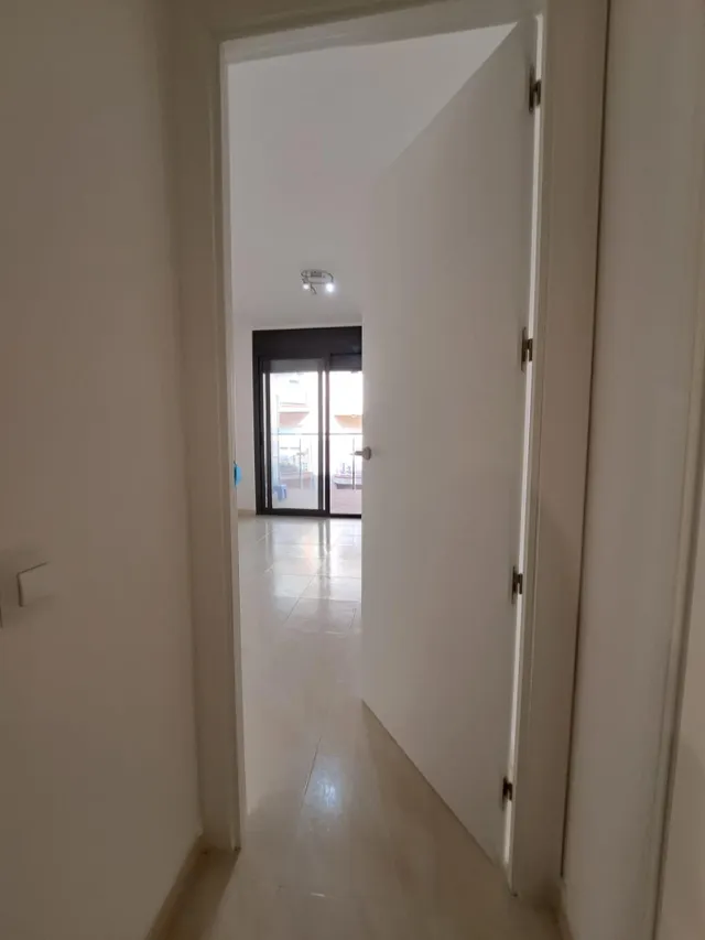 Ampli apartament seminou a segona línia de mar — 8