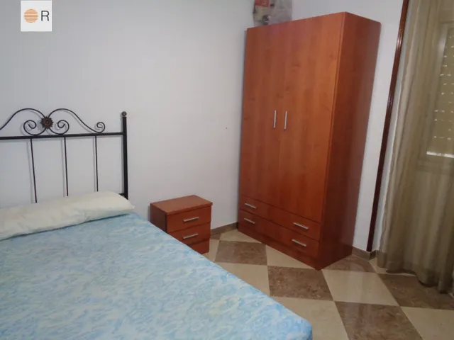 PISAZO PARA ESTUDIANTES CON TERRAZA Y ASCENSOR — 12