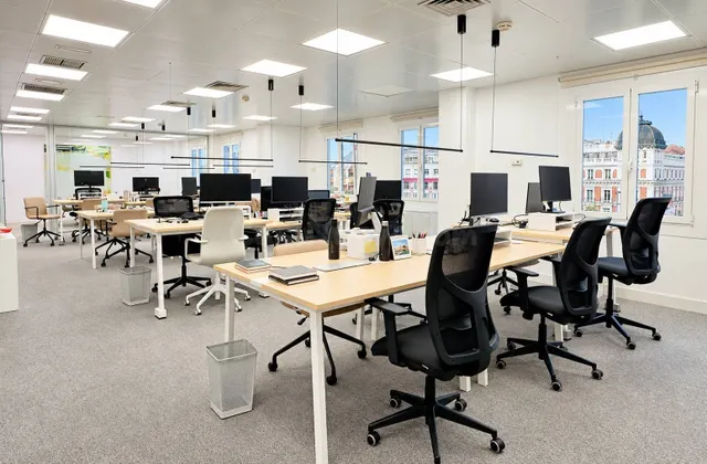 OFICINA | Entre Colón y Cibeles, en clave empresarial