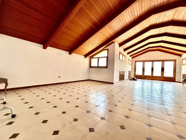 Villa 4 habitaciones 632m² en venta - Centro — 21