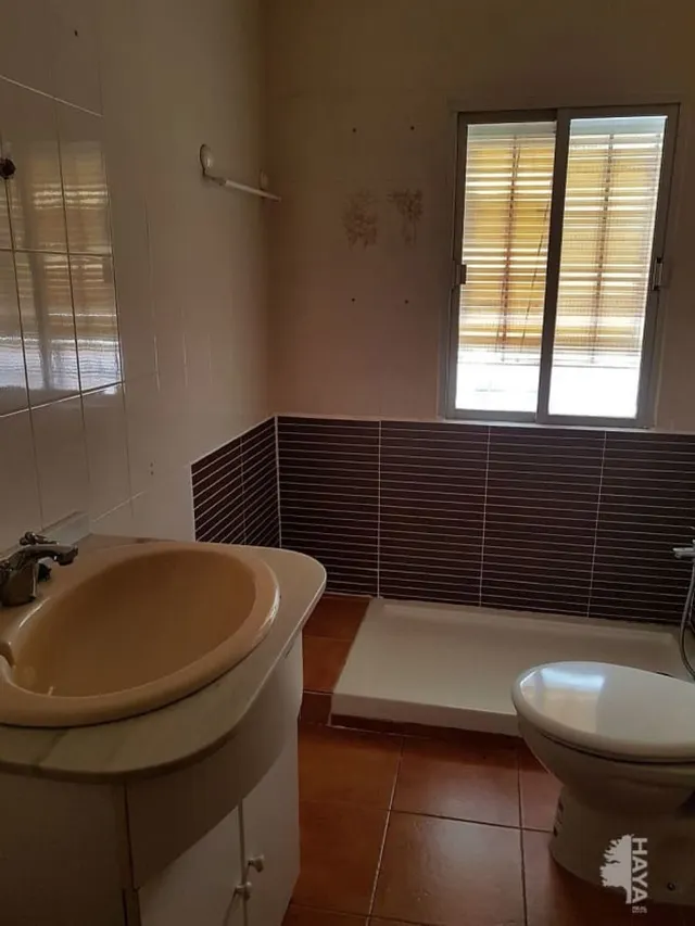 Piso en 1ª Planta en Aliseda — 3