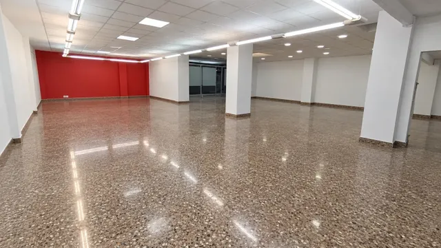 Local comercial de 482 m2 en alquiler junto al mercado de ruzafa – ideal para supermercado — 19