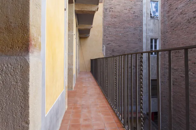 Piso en venta calle Banys Nous — 20