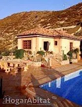 ESPECTACULAR CHALET CON PISCINA, GARAJE  Y 2 TERRAZAS — 7