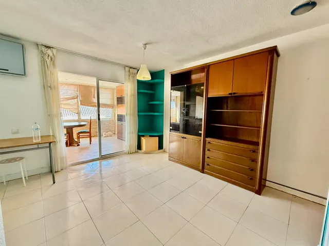 EXCLUSIVA - ÁTICO GRAN TERRAZA Y POTENCIAL PARA 3 DORMITORIO - foto 5