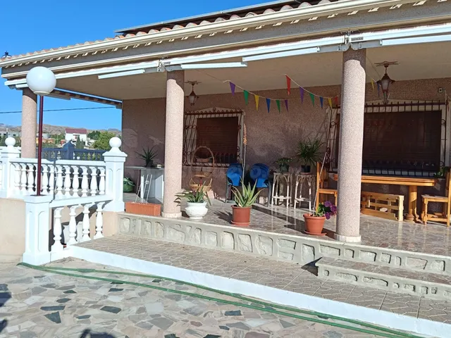 SE VENDE Espectacular Chalet en la Costa Blanca - Alicante / ZONA MORALET — 2